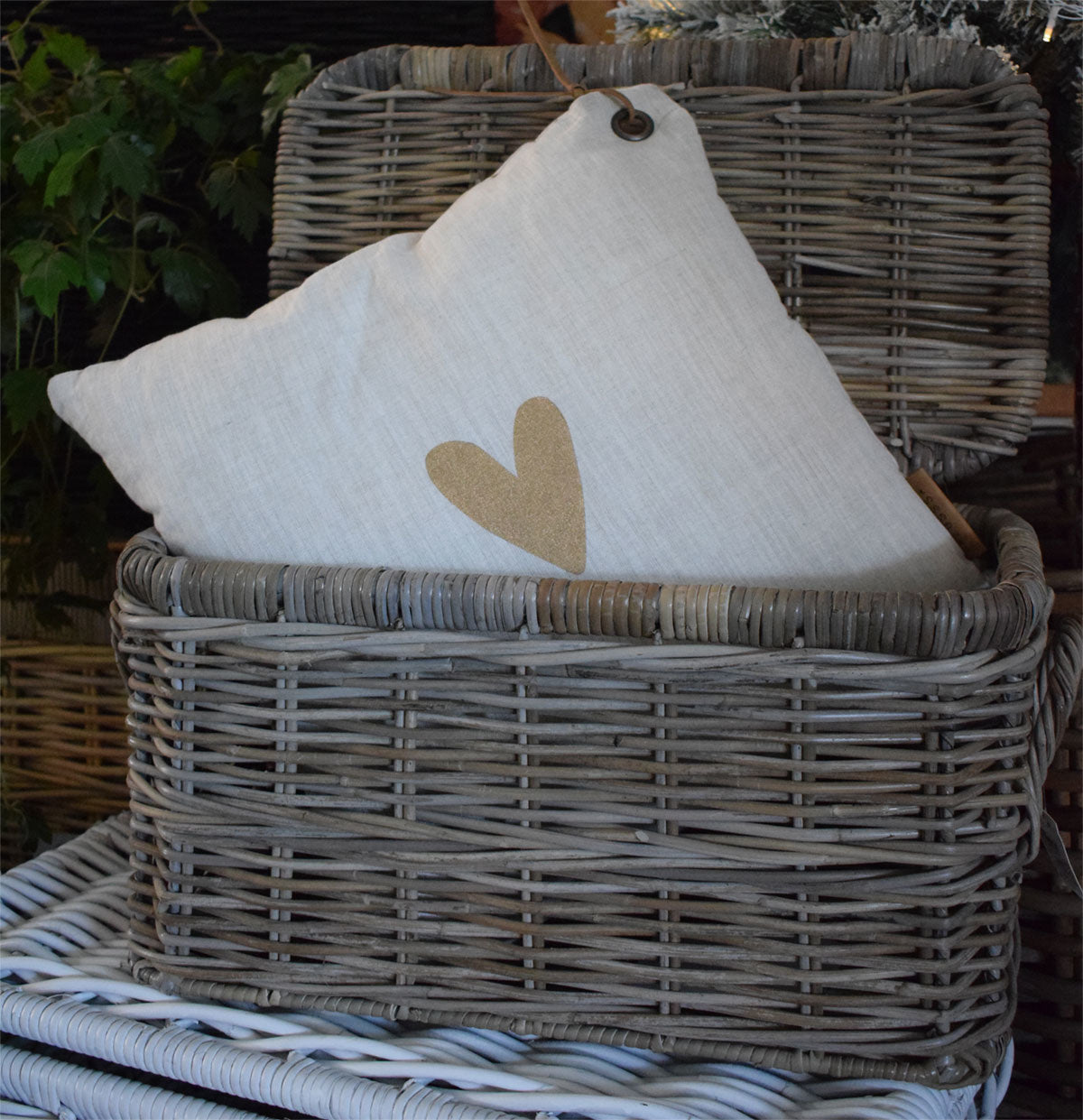Rotan Mand Johanna - Greywash Rieten Mand - Met Deksel - Met Handvaten