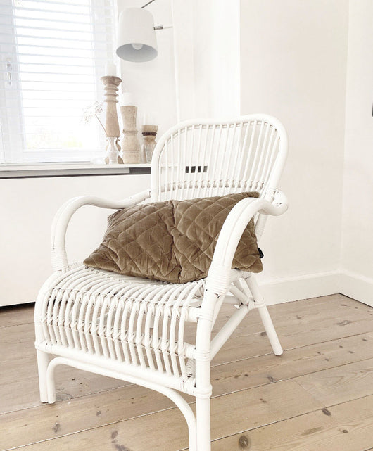 Rotan Stoel Bandung - Wit (Vooraanzicht)